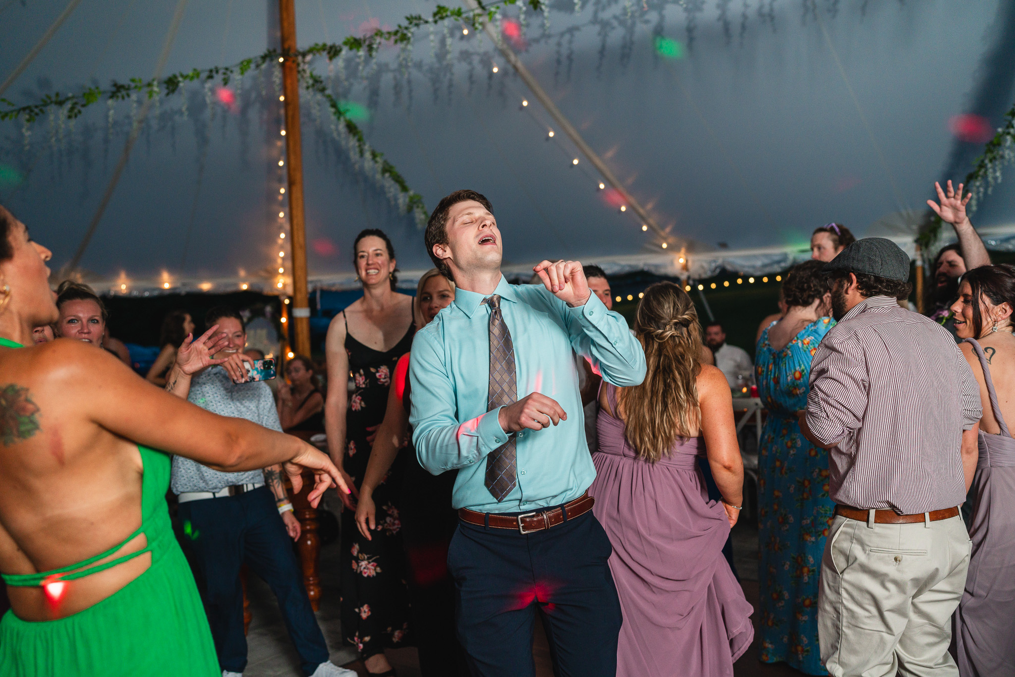 Dance like no one’s watching… except your photographer 😉 These are the moments you’ll want to relive again and again.
What’s your must-have dance song for your wedding day?
.
.
.
.
.
#CandidMoments #timothymorrisphotography #tideandtruephotography #maineweddingphotographer #newenglandweddingphotographer
#YourLifeBeautifullyCaptured #truetocolorweddingphotography