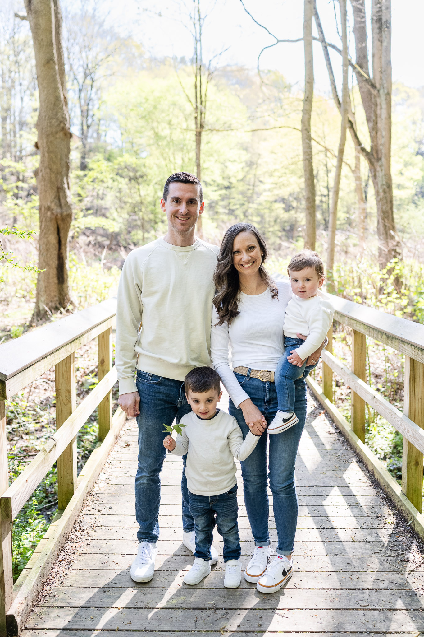 A morning stroll through your family's favorite park is such a great session idea. It's familiar and comfortable and the kids are eager to share their favorite spots! It's a win win!
#pittsburghpa #madelinejanephotography #pittsburghfamilyphotography #familylifestylephotography #AtHomePhotography #summerportraits