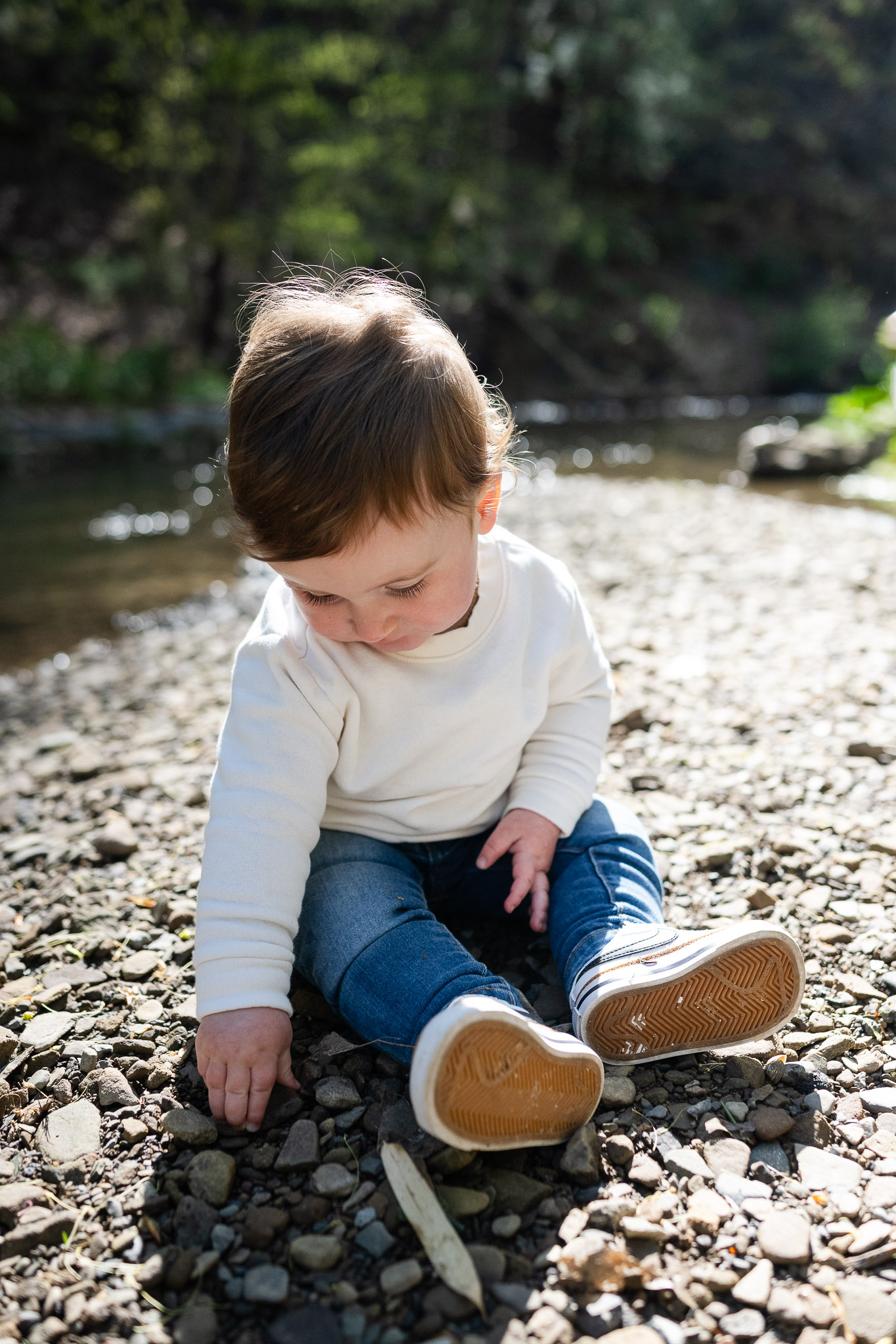 A morning stroll through your family's favorite park is such a great session idea. It's familiar and comfortable and the kids are eager to share their favorite spots! It's a win win!
#pittsburghpa #madelinejanephotography #pittsburghfamilyphotography #familylifestylephotography #AtHomePhotography #summerportraits