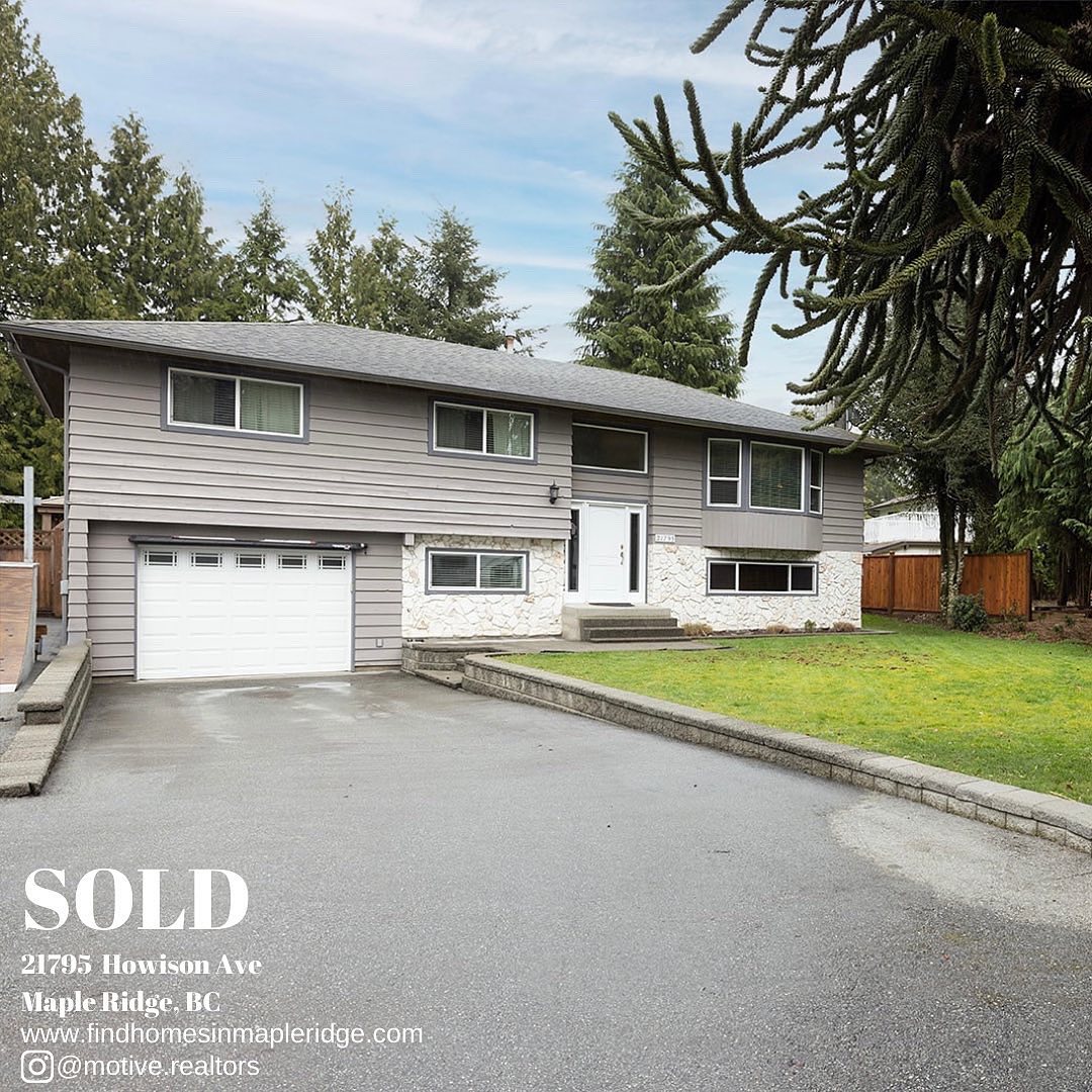 Congratulations to our Sellers D & C!
It was a pleasure working with you & your family, cheers!