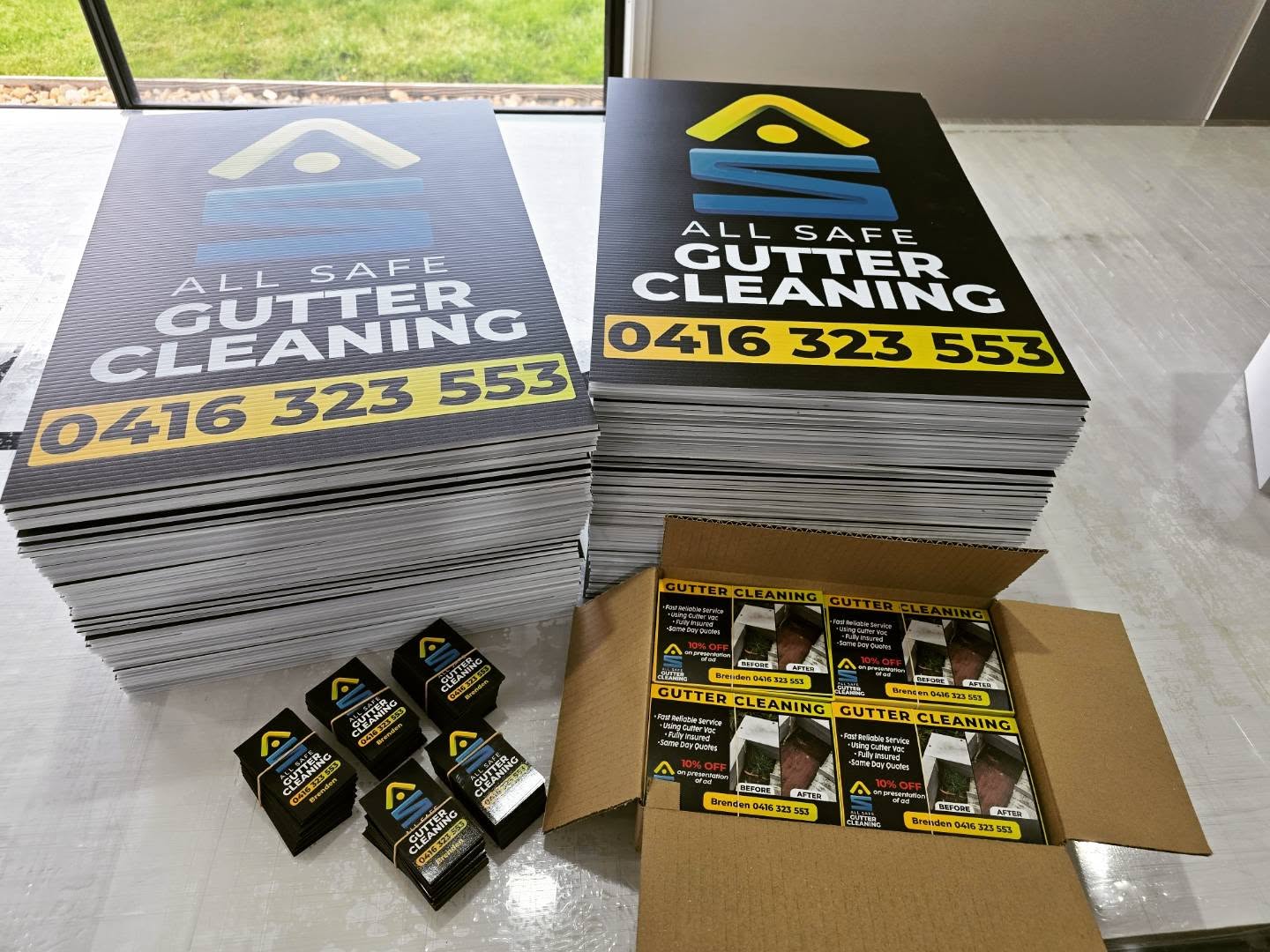 We don't just wrap we do all types of signage!
100 corflute signs, 500 magnet business cards and 2500 flyers for All Safe Gutter Cleaning