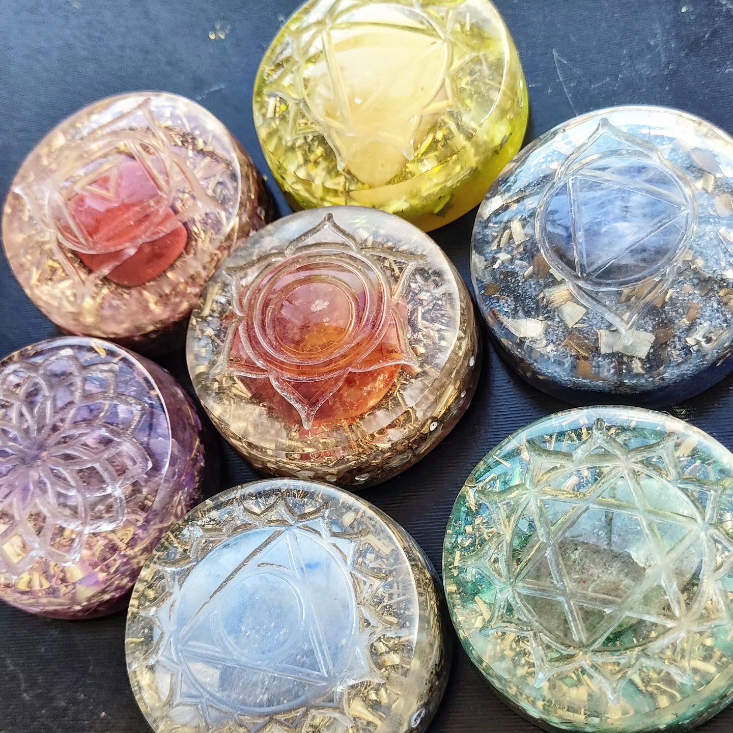 Kit Orgonite 7 Chackras
#encomendapronta
@orgonites_bruno_jaco
#orgonitesbrunojaco
#peçasartesanais
#kit7chakras
