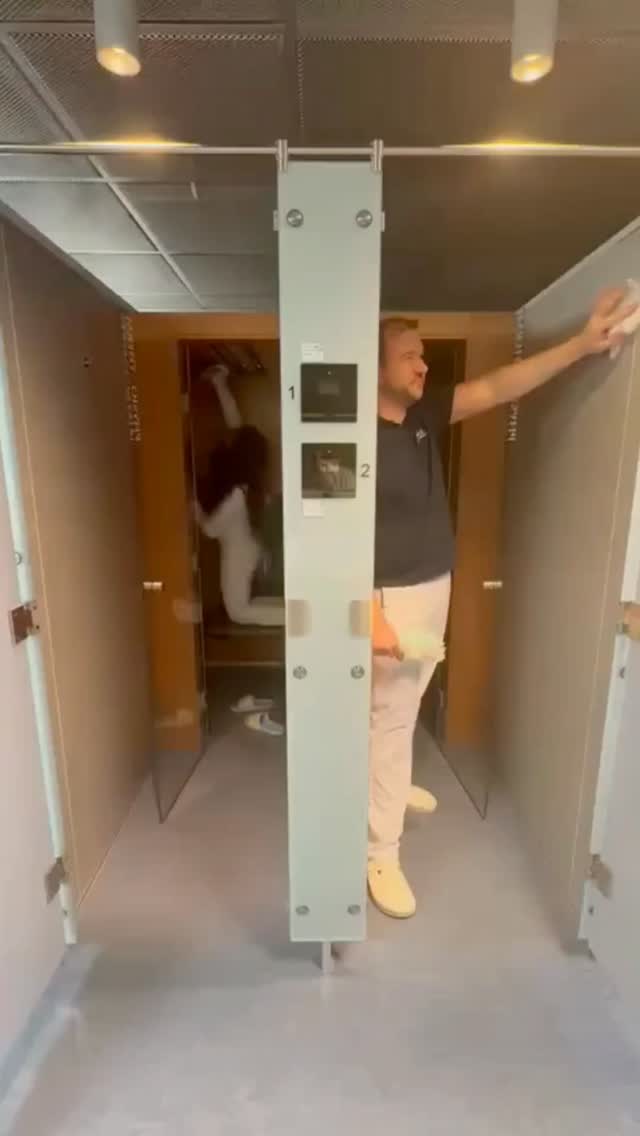 Chef: ‚Wenn ihr mit Putzen fertig seid, kommt bitte ins Büro.‘
Wir auf einmal beim Frühjahrsputz 2026.😂🧼