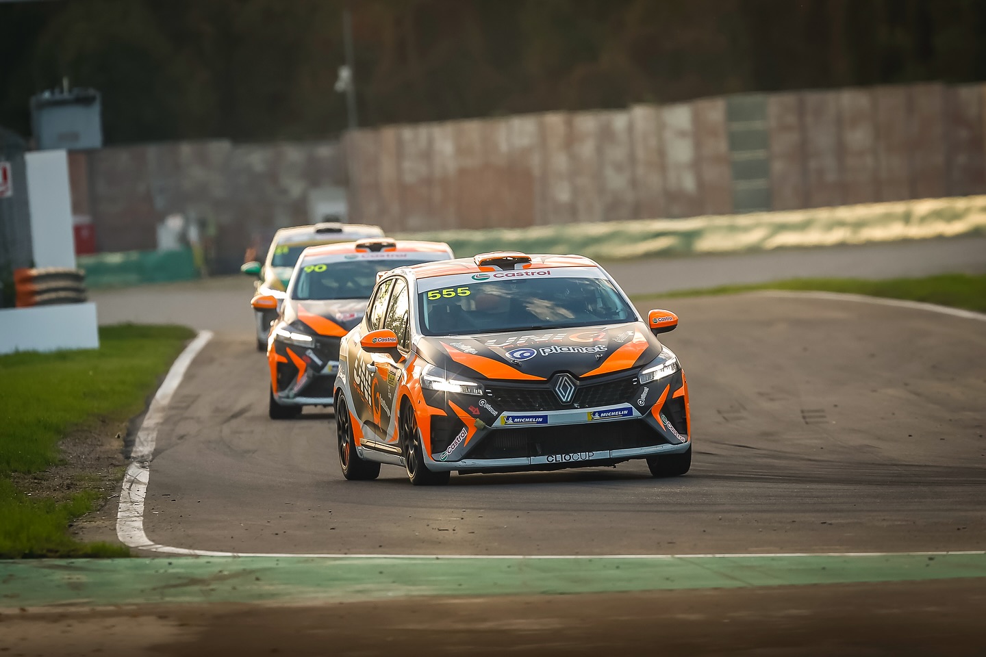 🇮🇹Monza Ends 🏁 the Clio Cup Season! @renaultclioseries
Our drivers, @yousseff.gaber and @batuhanemirr , did a great job in the final races in Monza. We are very happy with their progress and hard work throughout the season. Competing in the Clio Cup was a big challenge, especially against experienced drivers from all over Europe.
Round 5 Results:
Youssef Gaber:
• Q1 - P31
• Q2 - P26
• R1 - P30
• R2 - P24
Emir Sarac:
• Q1 - P33
• Q2 - P23
• R1 - P25
• R2 - P21
Clio Cup Italia Season Standings:
Eduardo Miranda:
• P13 - Overall
• P4 - Junior
Youssef Gaber:
• P10 - Overall
• P4 - Challengers
Emir Sarac:
• P14 - Overall
• P6 - Challengers
A big thank you to our drivers for their hard work and determination! We look forward to more success next season!
@eduardo.miranda.c @cliocupmiddleeast @planet_hq @detailing.co @peterkissdesign @msspinex @tst_solution @parkturkofficial