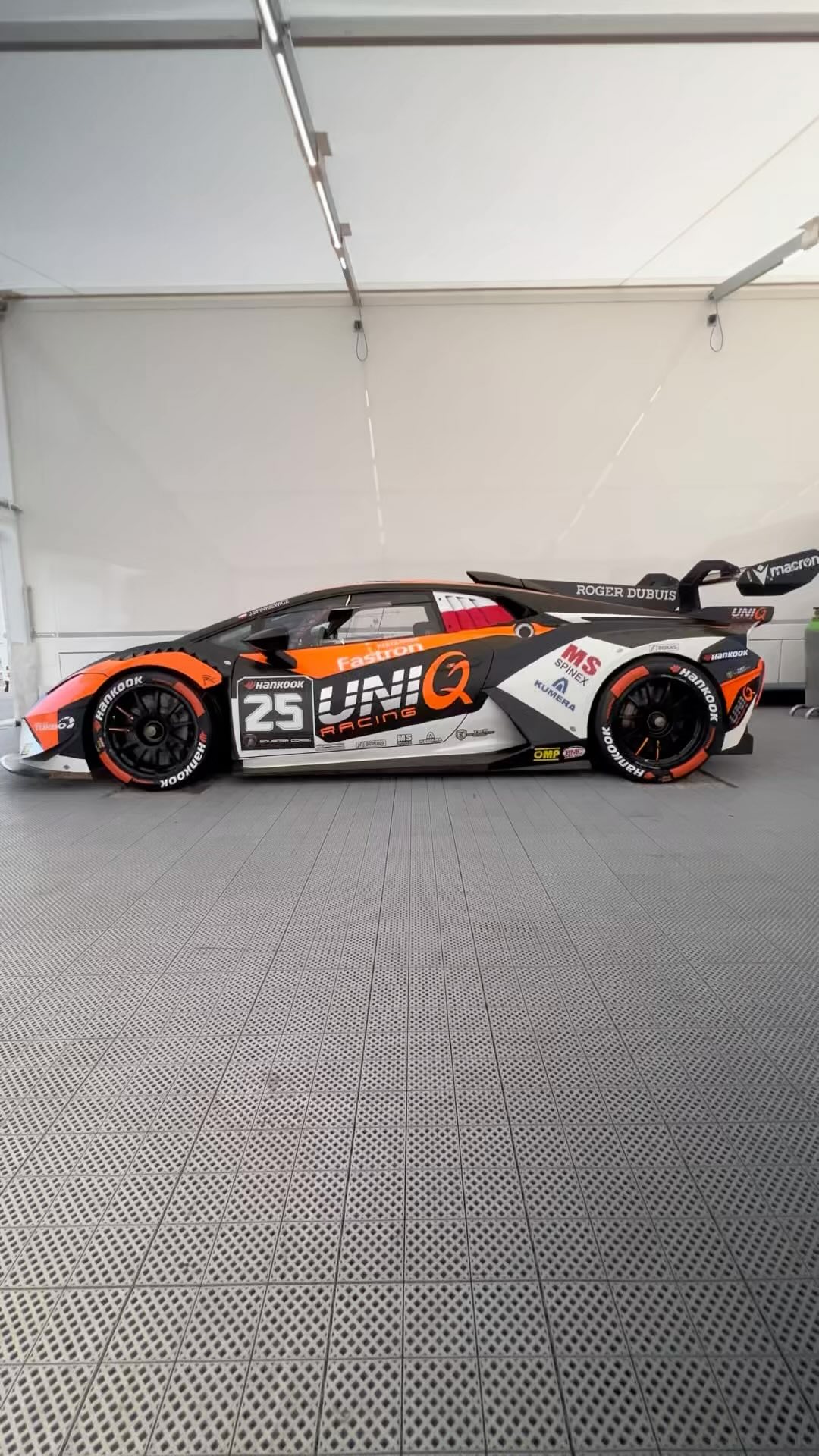 Uniq Racing car is ready for the race!
#lamborghini #supertrofeo #huracan #car #racecar #racing #jerez #spain