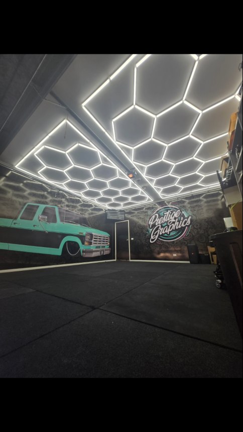 How good are these leds from @koevolt 😍😍👌👌
#wraps #wraproom #vinylwrap #vinylwrapping #prestigegraphicsau #hexisgraphics #hexis #wrapsociety #signage