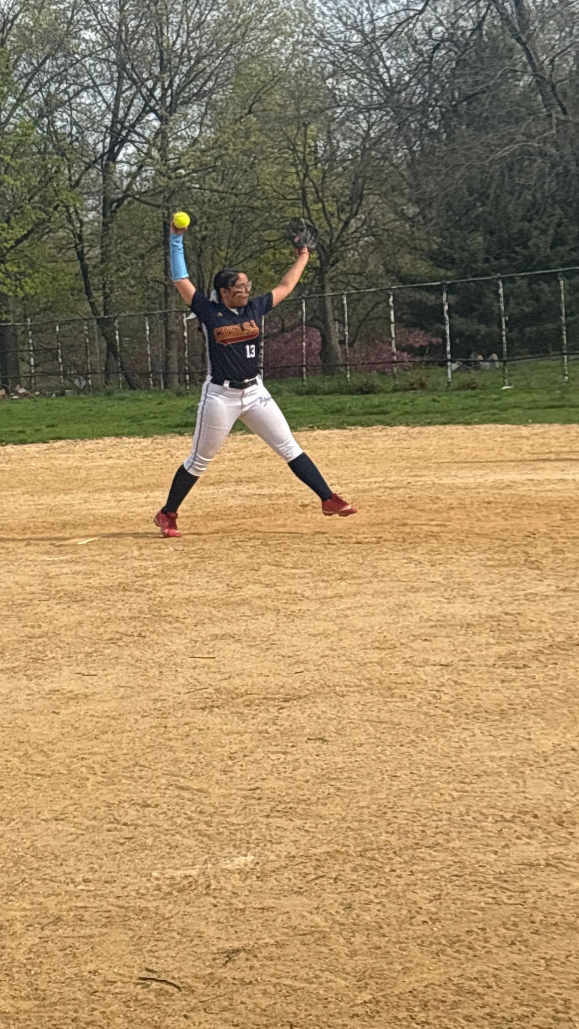 WOLVES WIN BIG!
Our fierce Girls Softball Team just brought the heat with an 18-9 victory, securing their spot at the top of the league with a 2-1 record!
These ladies showed up with heart, hustle, and serious skill—swinging big, locking in defense, and playing like true champions. We’re so proud of the grind and teamwork they bring to every game.
Keep that energy up, Wolves—this season is yours for the taking!
#WolfPackPride #SoftballStars #WolvesWin #LeadTheLeague #GirlsOnFire
.
¡LAS WOLVES ARRASAN!
¡Nuestro increíble equipo de softbol femenino ganó con un marcador de 18-9, y ahora lideran la liga con un récord de 2-1!
Estas chicas salieron al campo con corazón, esfuerzo y mucho talento—bateando fuerte, defendiendo con todo y jugando como verdaderas campeonas. Estamos súper orgullosos del trabajo en equipo y la dedicación que muestran en cada juego.
¡Sigan con esa energía, Wolves—esta temporada es de ustedes!
#OrgulloWolfPack #EstrellasDelSoftbol #VictoriaWolves #LiderandoLaLiga #ChicasEnFuego