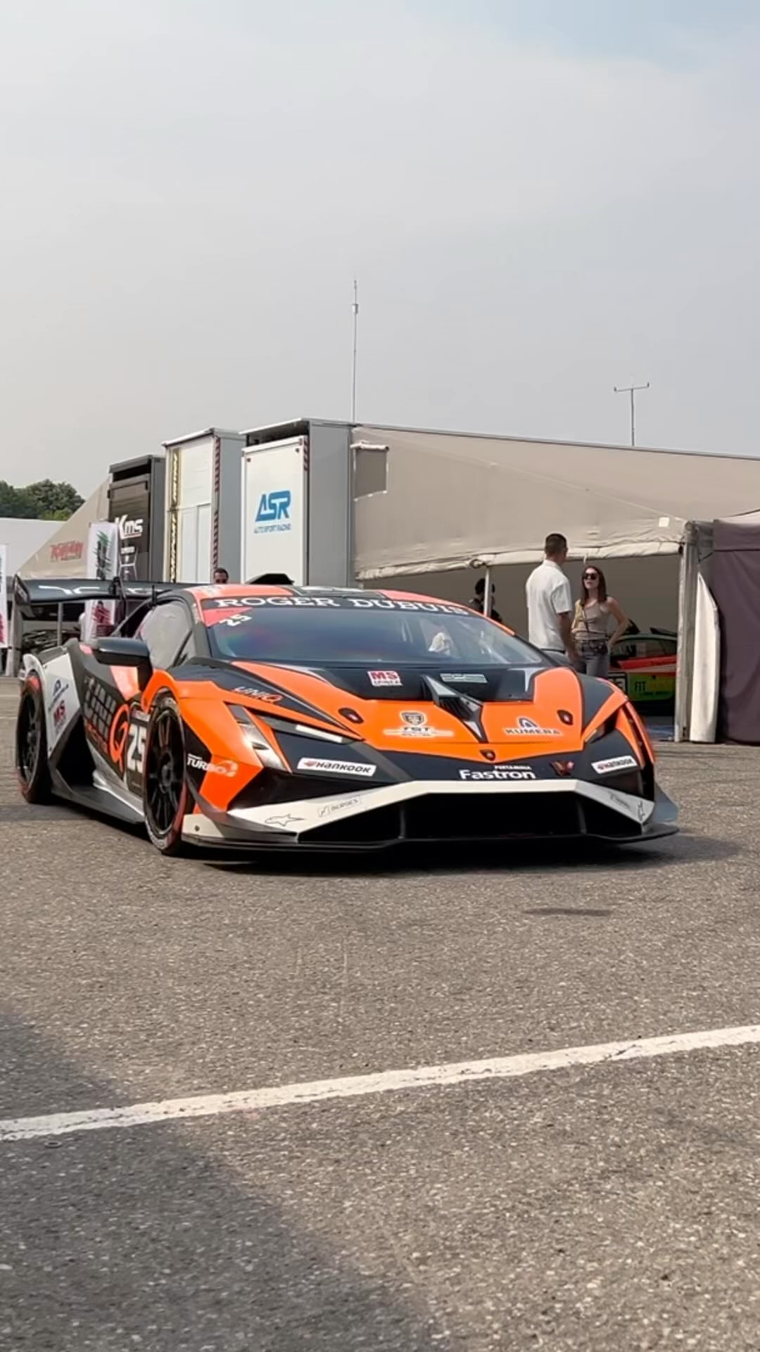 Race 2 of the Lamborghini Super Trofeo in Monza is done – unfortunately, not one of our best.
Our driver @j.spinkiewicz was pushed off the track in the very first braking zone by another driver.
A real shame, as we were fighting for a podium finish.
We’ll come back stronger for the next round!