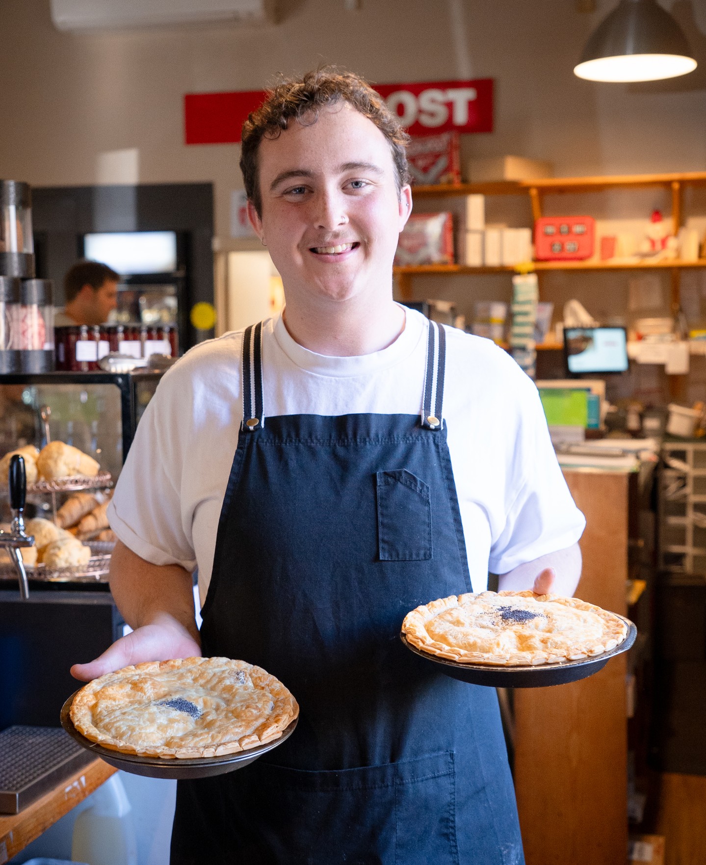 All our homemade goodies from the Trading Post kitchen are created using traditional recipes and the experienced hands of our chefs! From hearty meals to wholesome treats, everything is made with love ❤️
.
.
.
.
.
#mountmacedontradingpost #mmtp #mtmacedontradingpost #postoffice #auspost #generalstore #foodstore #cafe #mtmacedon #mountmacedon #macedon #woodend #macedonranges #homemadepastries #homemadesauce #countrystyle #countrystylekitchen #macedonrangeswine #localproduce #macedonrangesfoodie #specialtycoffeemelbourne #familyrecipe #comfortfood #locallysourced #macedonrangesnaturallycool #daylesfordmacedonranges #awardwinningfood #visitvictoria #onehourout #supportlocal