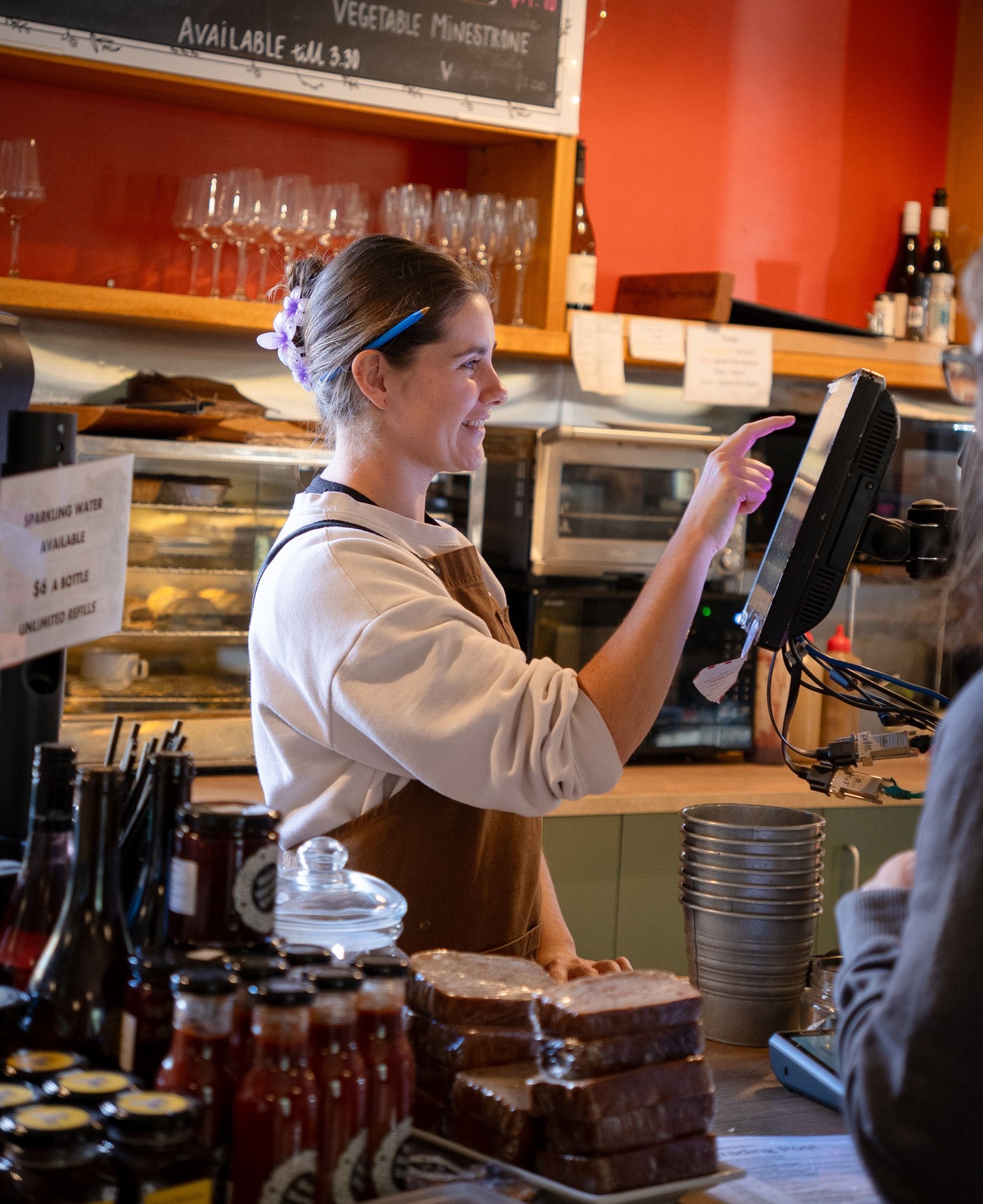 Our doors are open all Kings Birthday long weekend, we’d love to welcome you for a soul warming cuppa and something delicious to eat 😋
.
.
.
.
.
#mountmacedontradingpost #mmtp #mtmacedontradingpost #auspost #mtmacedon #mountmacedon #macedon #woodend #macedonranges #macedonrangeswine #macedonrangesfoodie #macedonrangesnaturallycool #daylesfordmacedonranges #visitvictoria #onehourout #onehouroutofmelbourne #smallbusinessvictoria