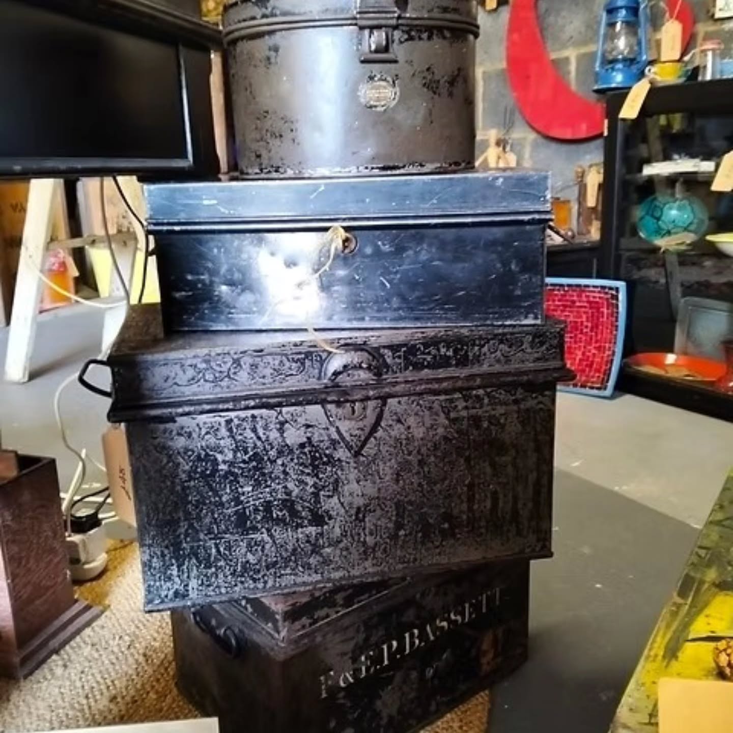 Vintage Black Metal Locking Storage deed Box with original working Key rare!!? | https://share.google/cYHgUep7fPVTtdCuX #stufftoyouandme
