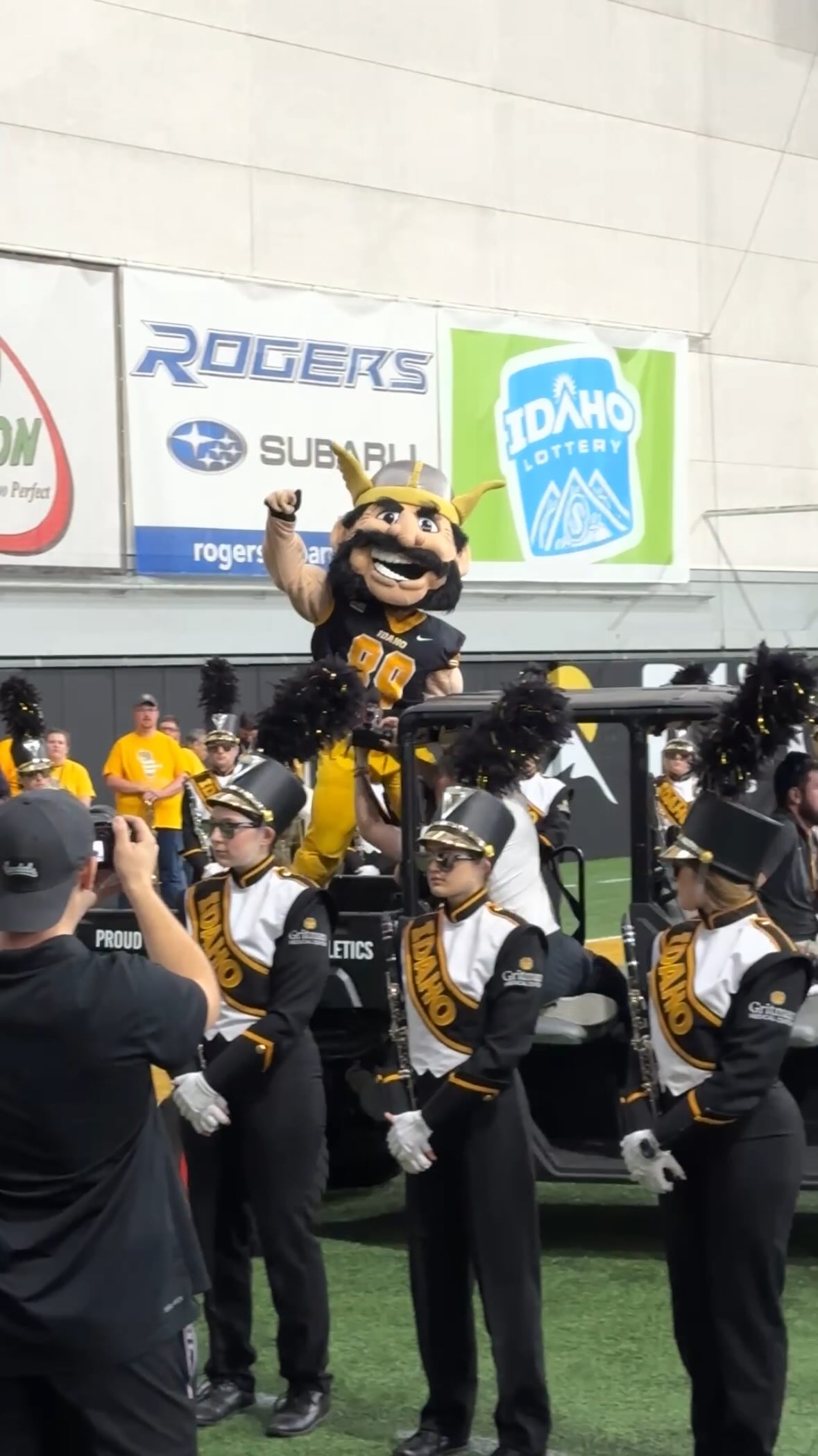 Legend says Joe Vandal once…
Finish the sentence.👇
#MascotDay