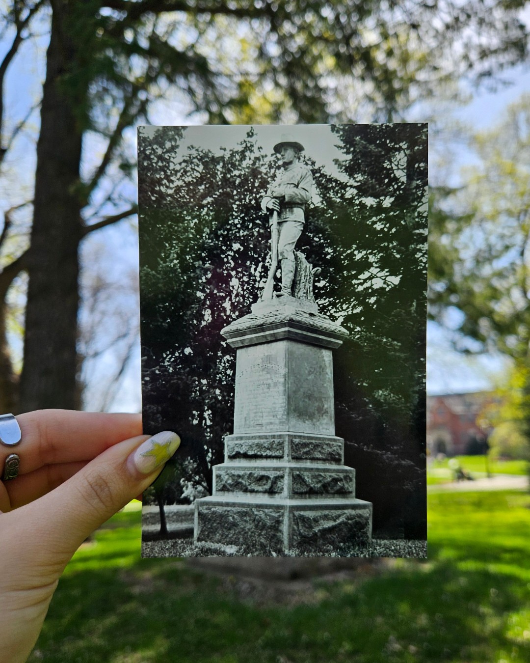 Then & now: Spanish American War Memorial 1920/2026
📸 Photo courtesy of @uofilibrary archives
#ThenAndNow #UIdaho