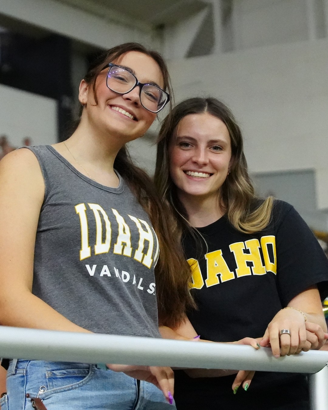 190-ish hours till we're back in the Dome...not that we are counting. ✌️⬆️⏳
#VandalSpiritFriday #GoVandals #CollegeFootball